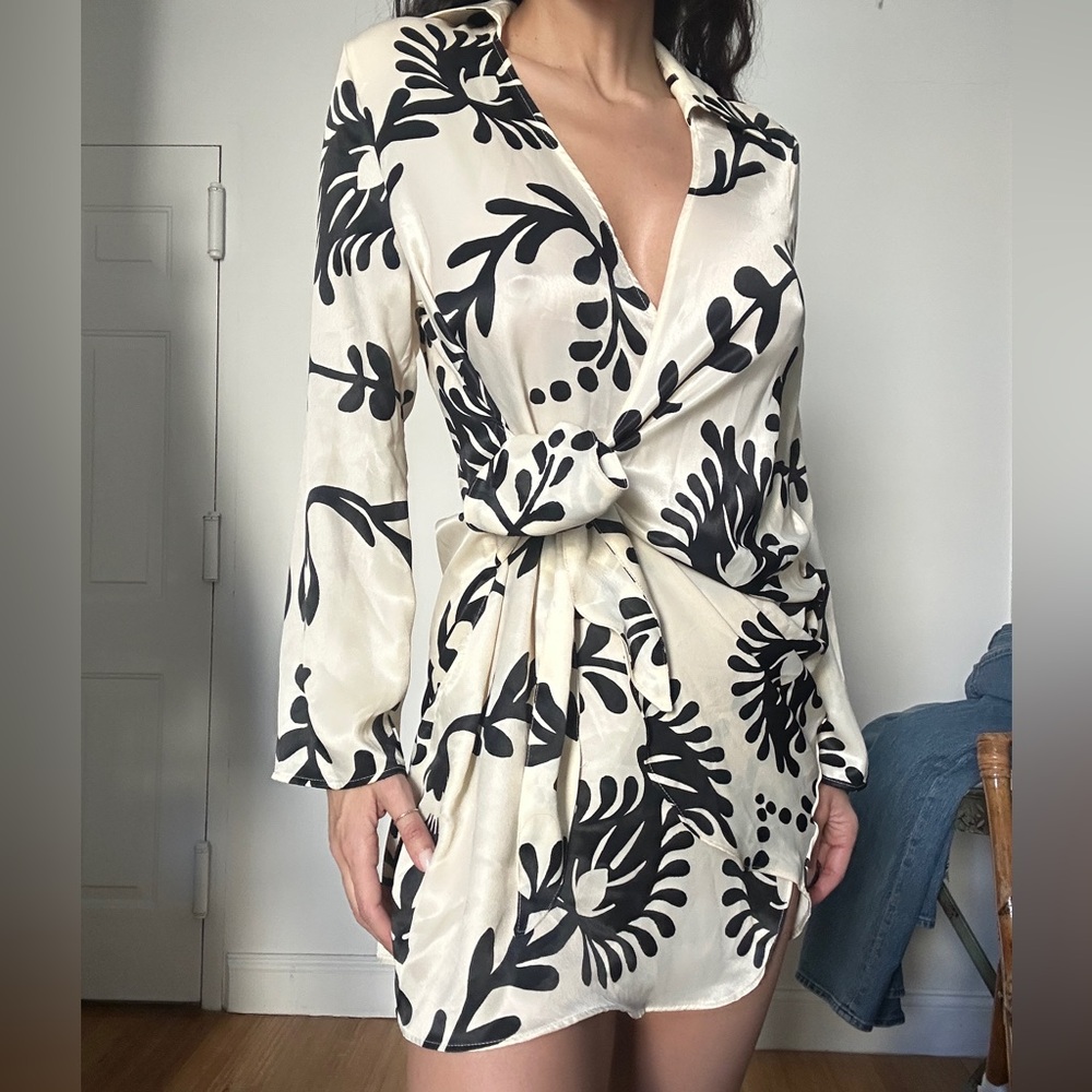 Zara with tags. Satin wrap mini size small